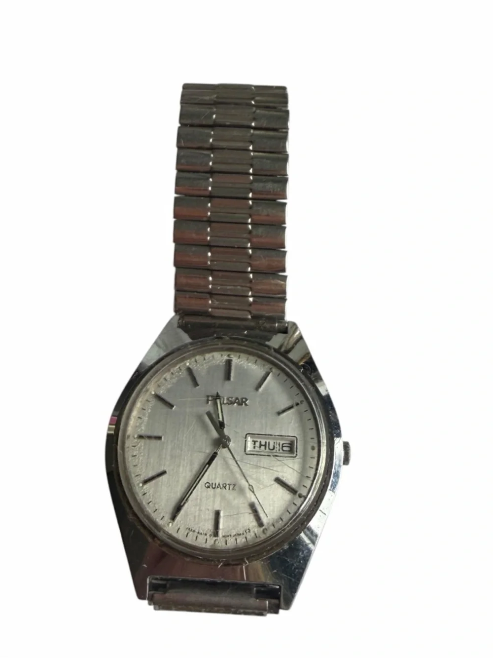 Vintage Pulsar Quartz Watch Day Date Silver Tone Stretch Band Needs Battery